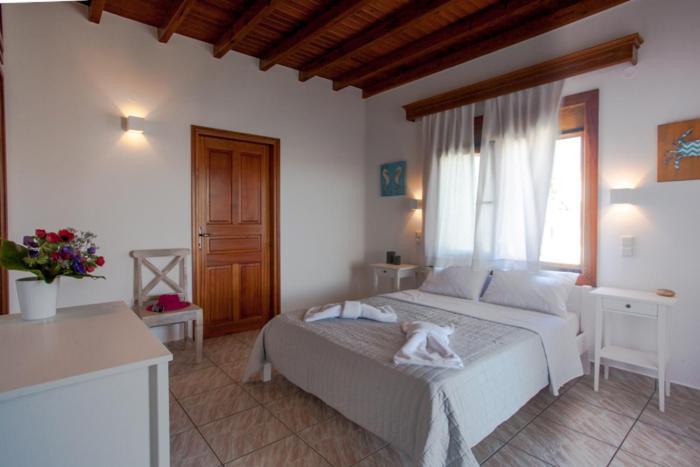 Faros Complex Apartment Parikia  Bagian luar foto